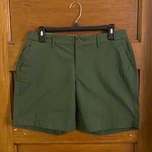 Old Navy Everyday shorts 5”, size 6